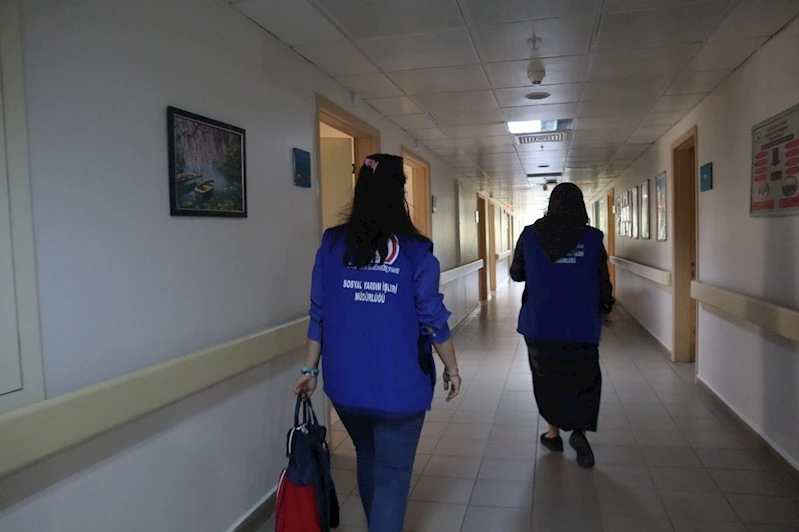 Bebeklerin ilk hediyesi Başkan Özlü’den
