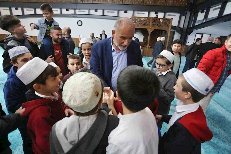 Canik’te binlerce kişi Kadir Gecesi’nde buluştu
