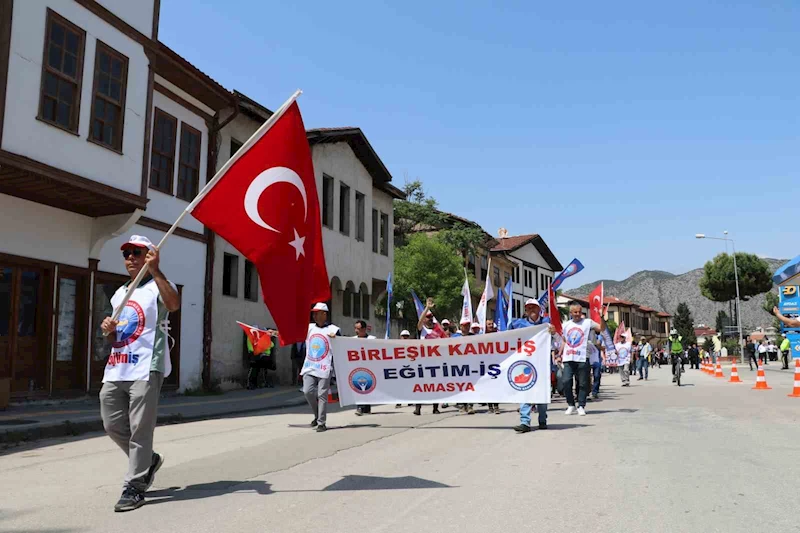 1 Mayıs Amasya’da halaylarla kutlandı
