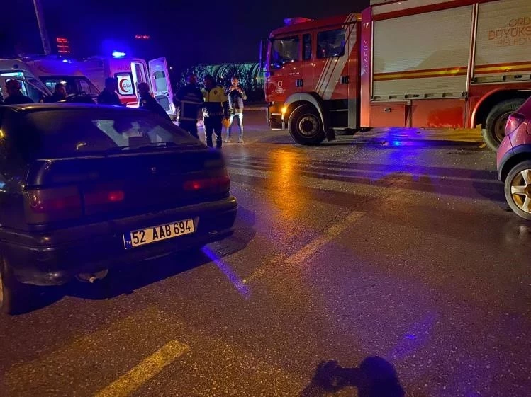 Ordu’da 2 otomobilin çarpıştığı kazada 1’i ağır 5 kişi yaralandı
