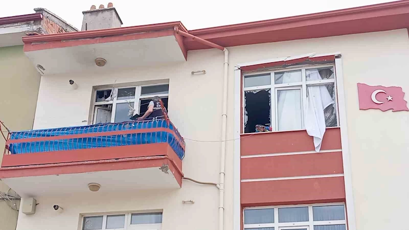 Piknik tüpü bomba gibi patladı, 2 yaralı
