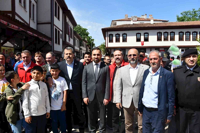 Vezirköprü’de Kızılay Sokak Şenliği
