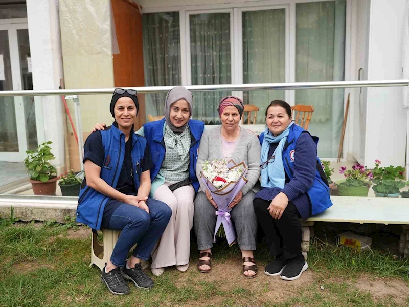 Bir gün değil her gün annelerin
