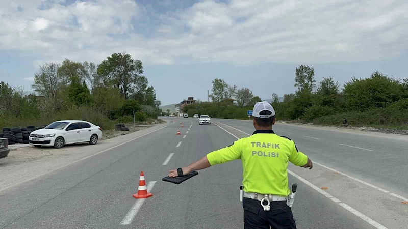 Hız sınırına uymayan sürücülere ceza
