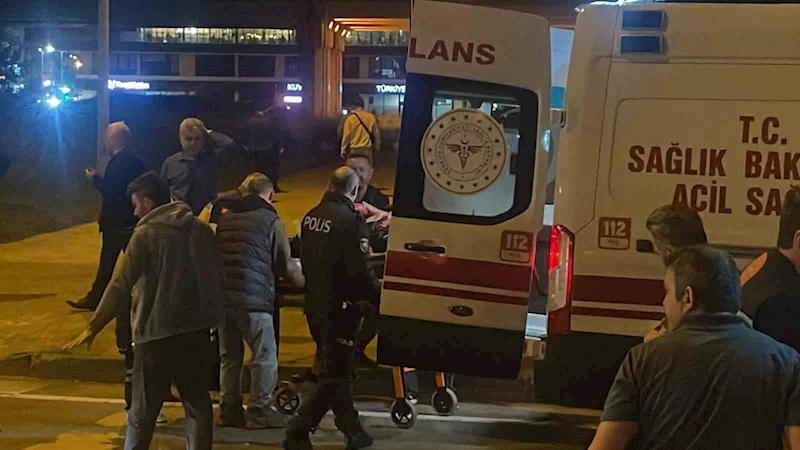 Rize’de otomobilin çarptığı yabancı uyruklu 2 kadın yaralandı
