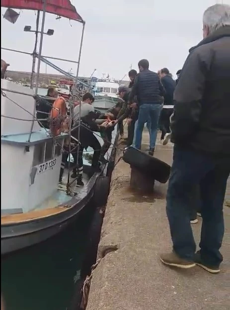 Balık tutarken denize düşen şahıs hayatı kaybetti

