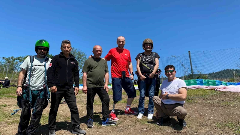 Engelli bireyler Artvin rüzgarında özgürlüğe kanat açtı
