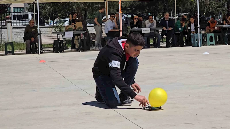 Matematik seferberliğinde öğrenciler eğlenerek yarıştı
