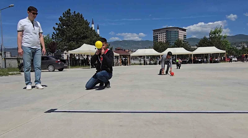 Matematik seferberliğinde öğrenciler eğlenerek yarıştı
