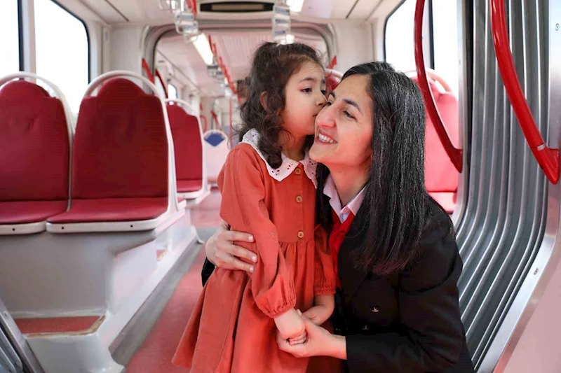 Tramvaylar “annelere” emanet
