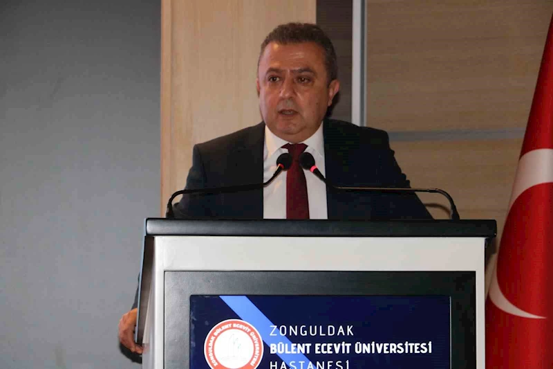ZBEÜ Rektörü Özölçer, “Hastaların kalbine dokunan mukaddes sağlık neferlerisiniz”
