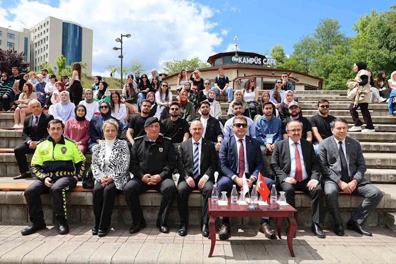 DÜFEST 2024 açılış töreniyle başladı
