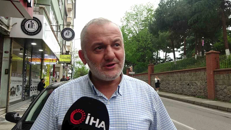 Fırtına az kalsın faciaya yol açacaktı, o anlar güvenlik kamerasına yansıdı
