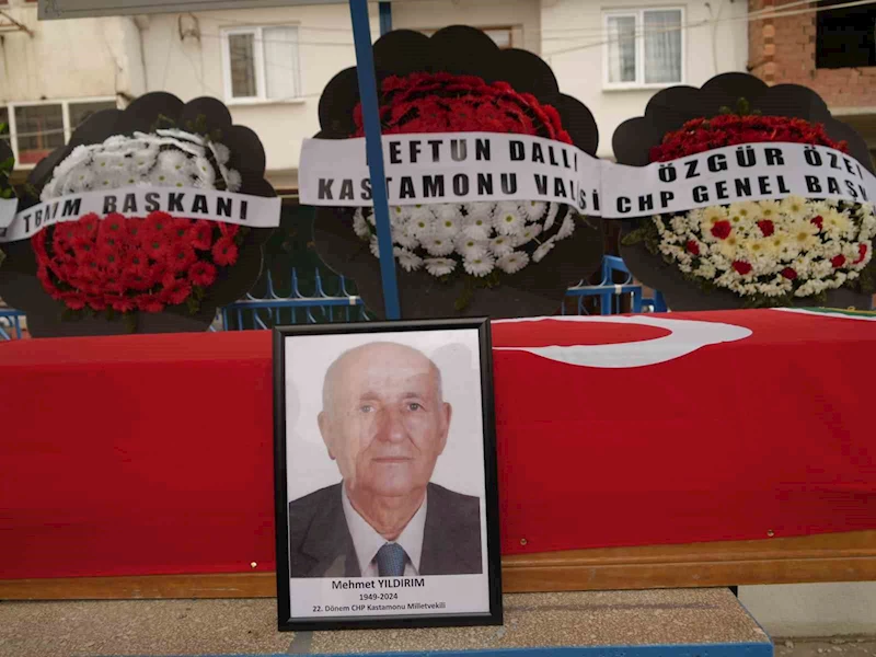 “Sarımsakçı Vekil” Mehmet Yıldırım, son yolculuğuna uğurlandı
