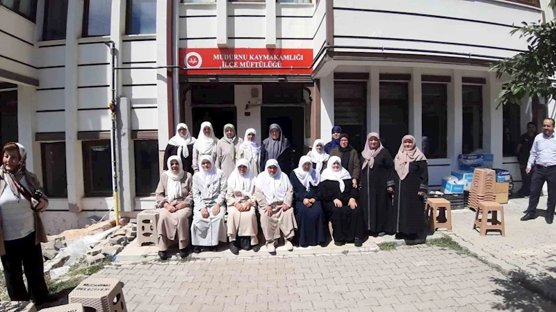 Kutsal topraklara dualarla uğurlandılar
