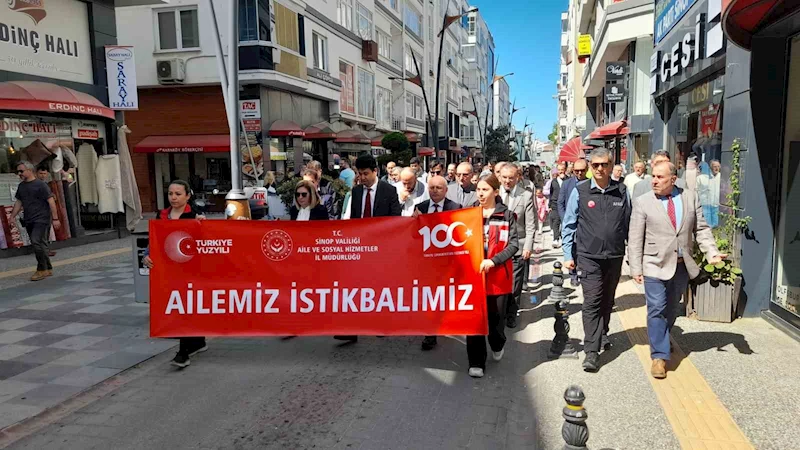 Sinop’ta "Ailemiz İstikbalimiz" yürüyüşü
