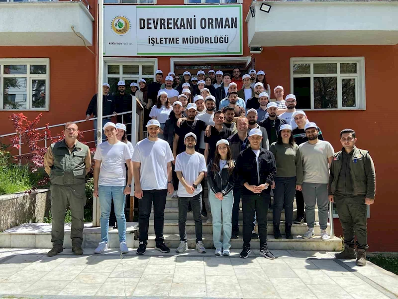 Öğrenciler geleceğin havacılarıyla buluştu, unutulmaz bir gün yaşadı
