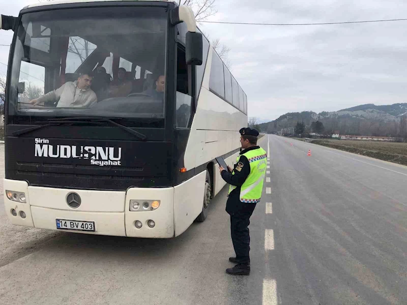 Her gün kilometrelerce yol kateden şoförler bilgilendirildi
