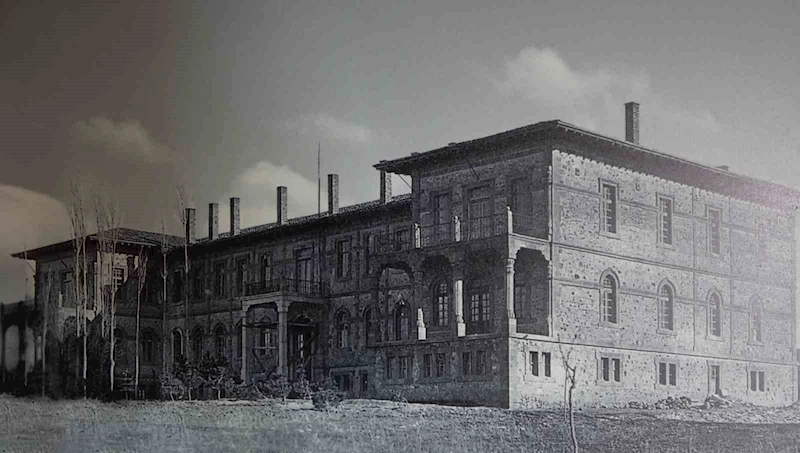 8 medeniyete ev sahipliği yapan Çorum Müzesi’nde fotoğraf sergisi açıldı
