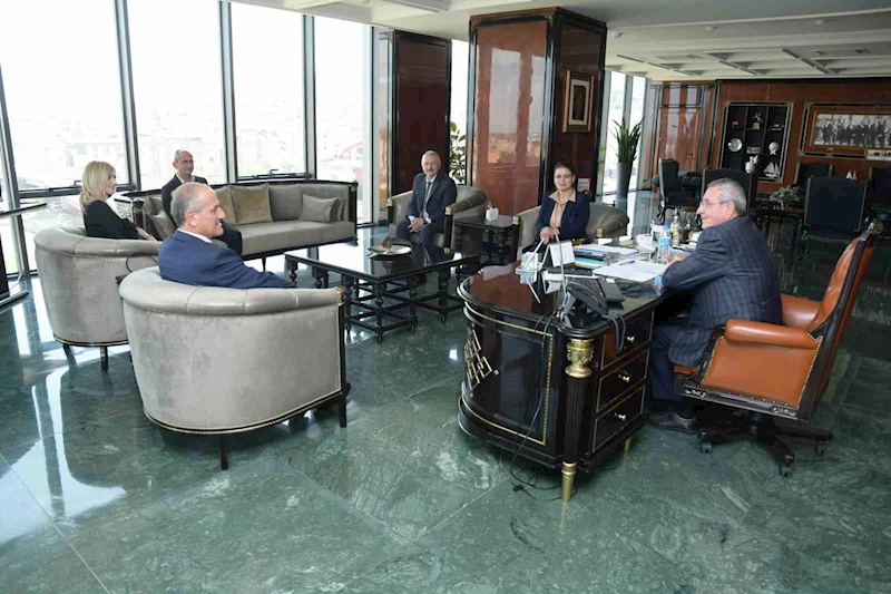 Murzioğlu: “SGK ile etle tırnak gibiyiz”
