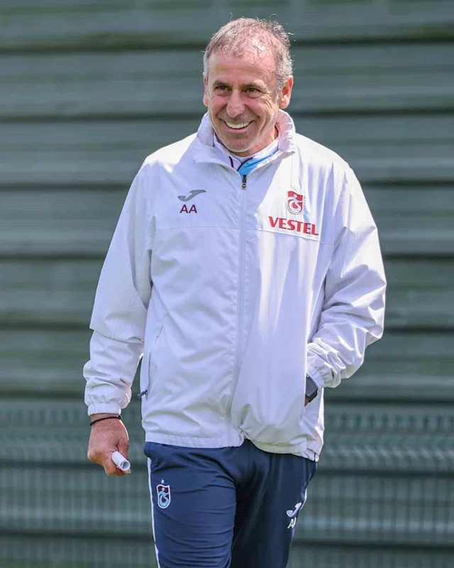 Trabzonspor, İstanbul’a gitti
