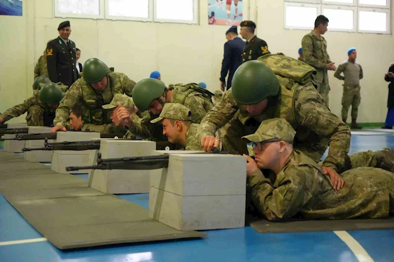 Engel tanımayan vatan aşkı: 105 engelli vatandaşın asker olma hayali gerçek oldu
