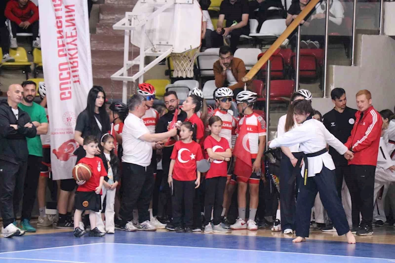 Bolu’da 19 Mayıs etkinlikleri yoğun ilgi gördü
