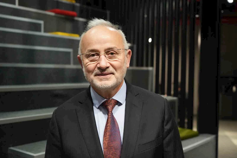 Üniversite-sanayi arasındaki dijital köprüyü kuracak mobil uygulama: ’JobSocial’
