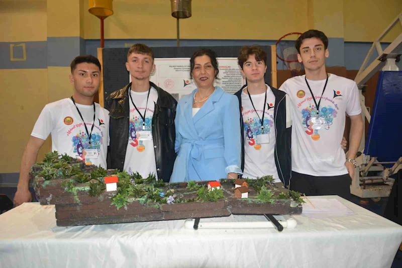 Öğrencilerin projeleri görücüye çıktı
