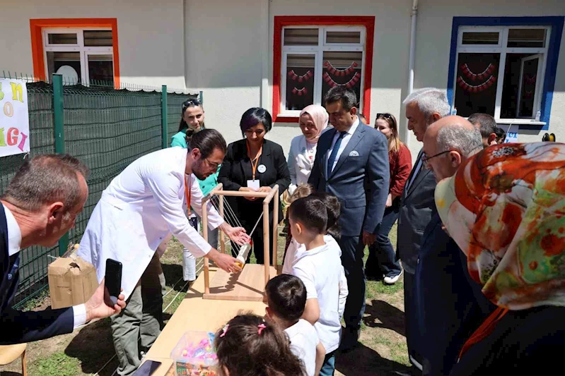Anaokulunda bilim şenliği: Hem öğrendiler hem de eğlendiler
