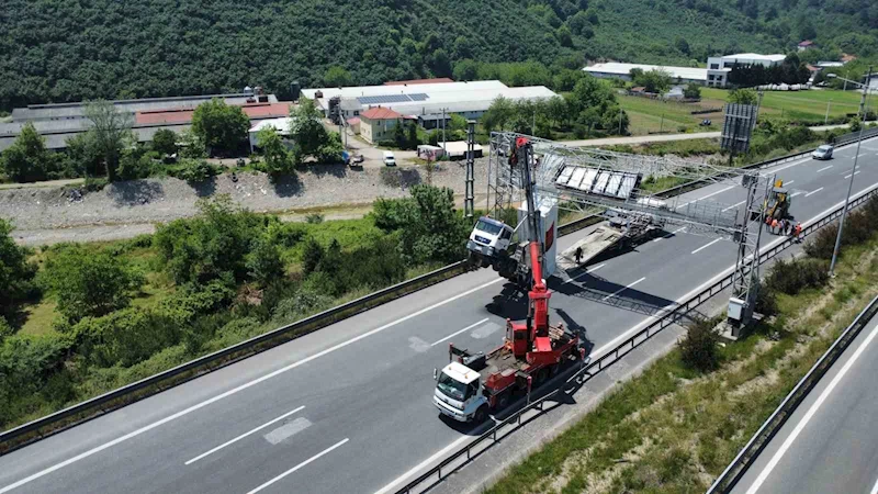 Damperi açık kalınca havada askıda kaldı
