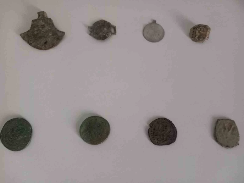 Samsun’da 121 adet sikke, 10 adet obje ele geçirildi: 2 gözaltı
