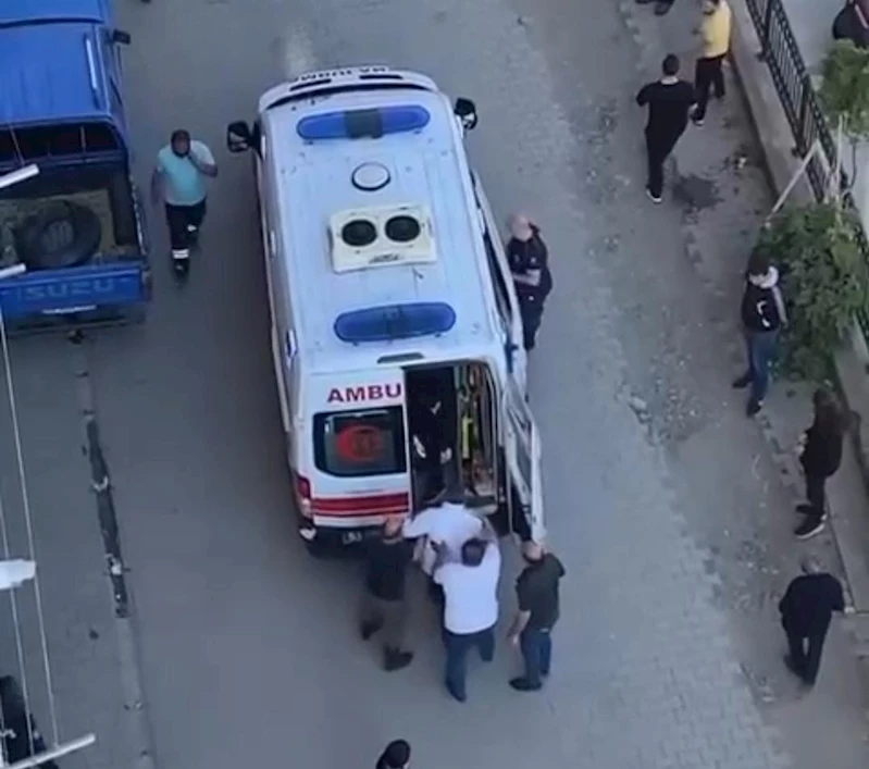 Yol verme kavgası kanlı bitti: 1 ölü, 1 yaralı
