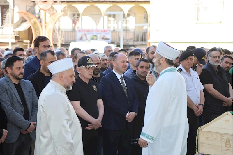 Berkin Elvan’ın cenaze töreni sonrası çıkan olaylarda öldürülen Burak Can’ın babası hayatını kaybetti
