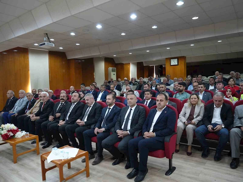 Kastamonu Muhtarlar Derneği Başkanı Yapıcıoğlu, güven tazeledi
