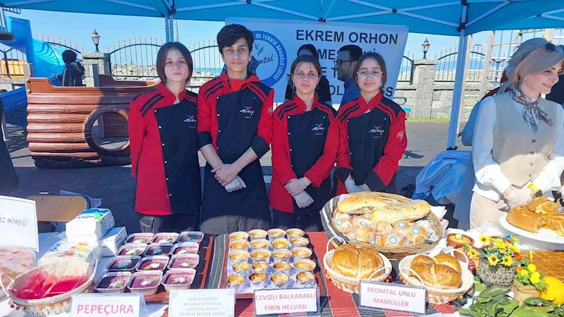 Rize’nin yeni lezzeti ’Cevizli balkabaklı fırın helvası’ oldu
