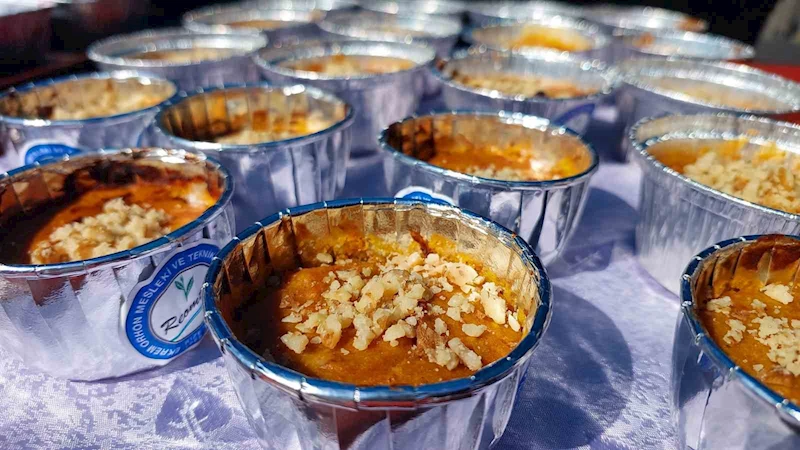 Rize’nin yeni lezzeti ’Cevizli balkabaklı fırın helvası’ oldu
