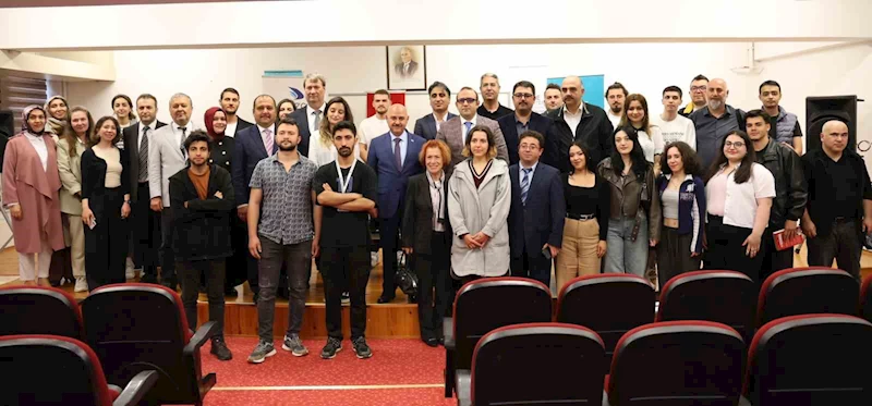 Sözbir “Başarıyı etkileyen en önemli faktör çalışmak”
