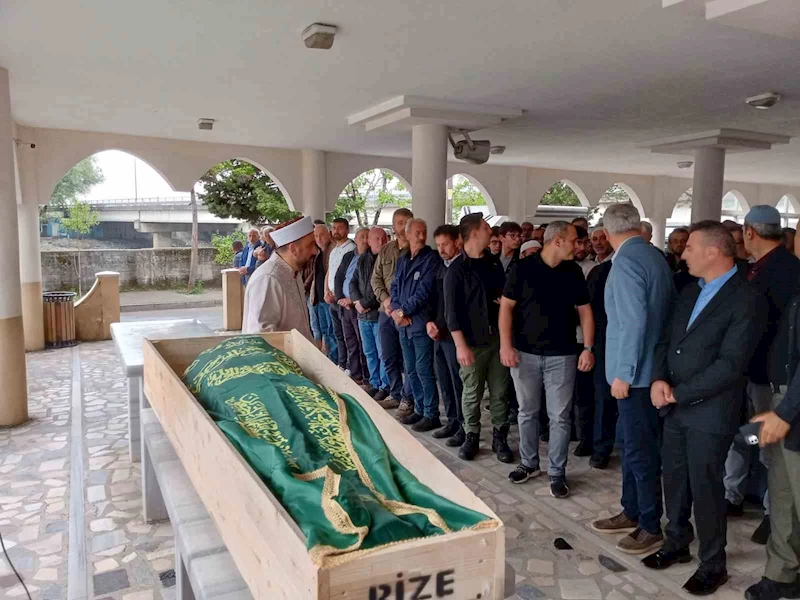 Pazar müftüsü kansere yenik düştü
