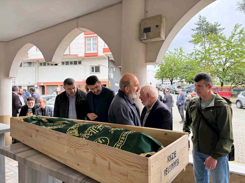 Pazar müftüsü kansere yenik düştü
