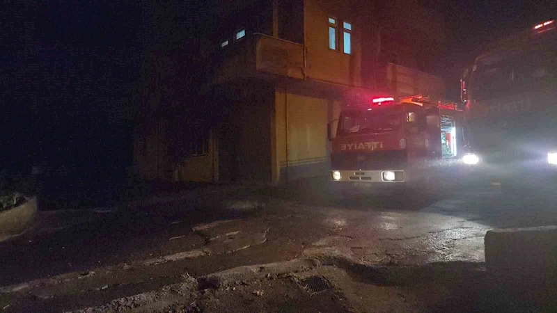 Ocakta unutulan yemek yangına sebep oldu
