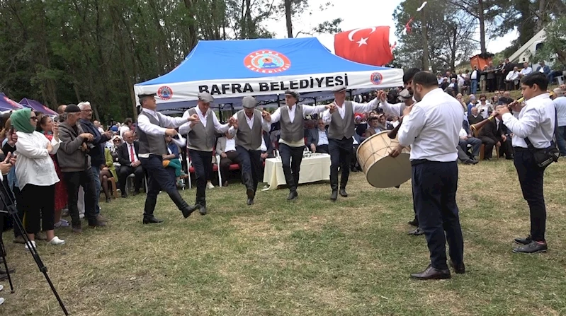 Samsun Mübadil Yemekleri Şenliği’nde 80 yemek beğeniye sunuldu
