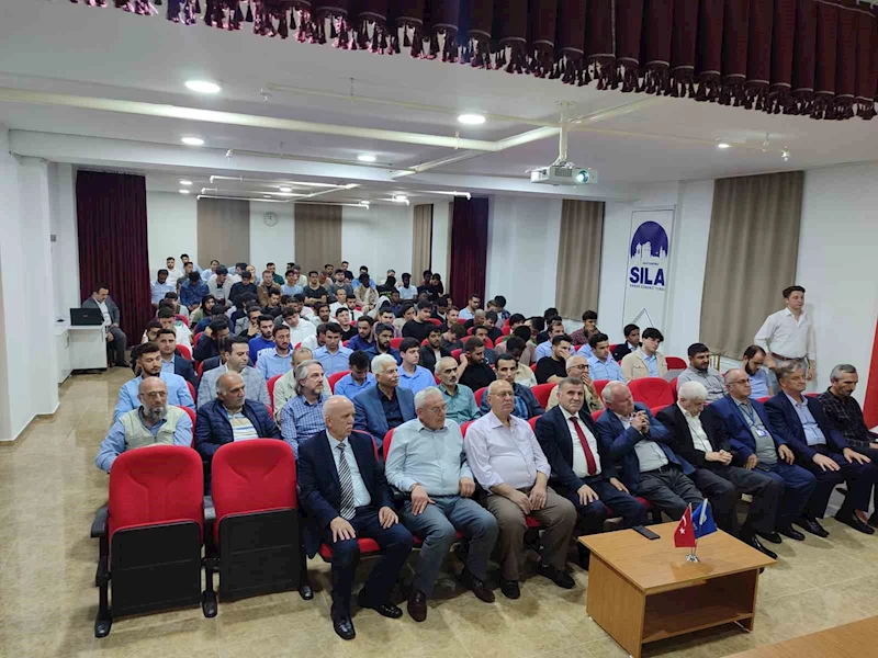 Üniversite öğrencilerinin mezuniyet coşkusu: Yazar Hayati İnanç ile buluştular
