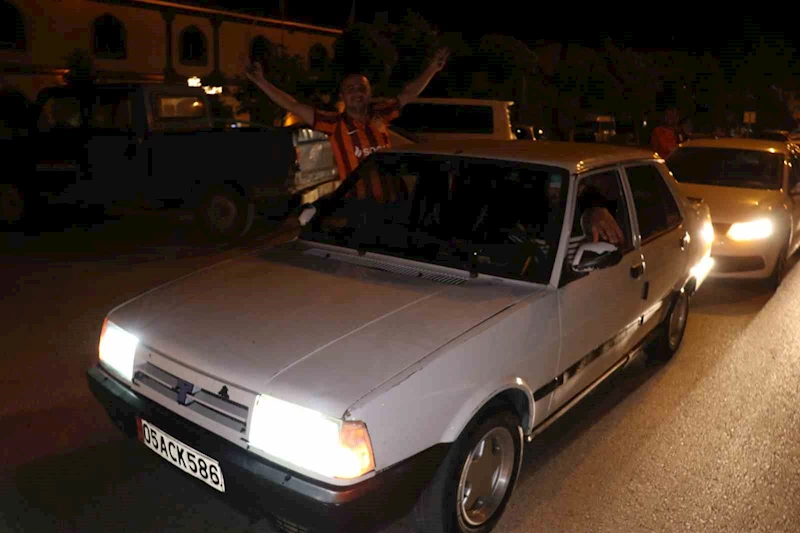 Amasya’da Galatasaray’ın şampiyonluğu coşkuyla kutlandı
