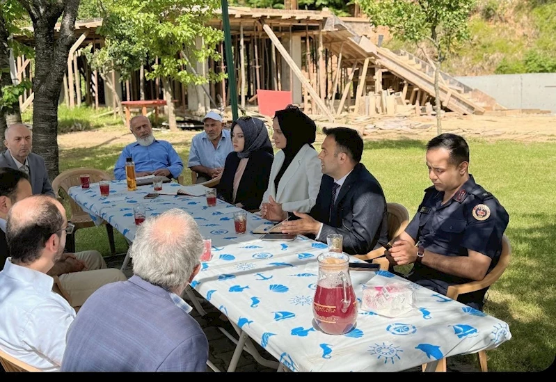 Yeni kaymakam ilçeyi tanımaya başladı
