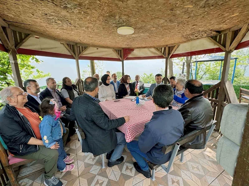 Yeni kaymakam ilçeyi tanımaya başladı
