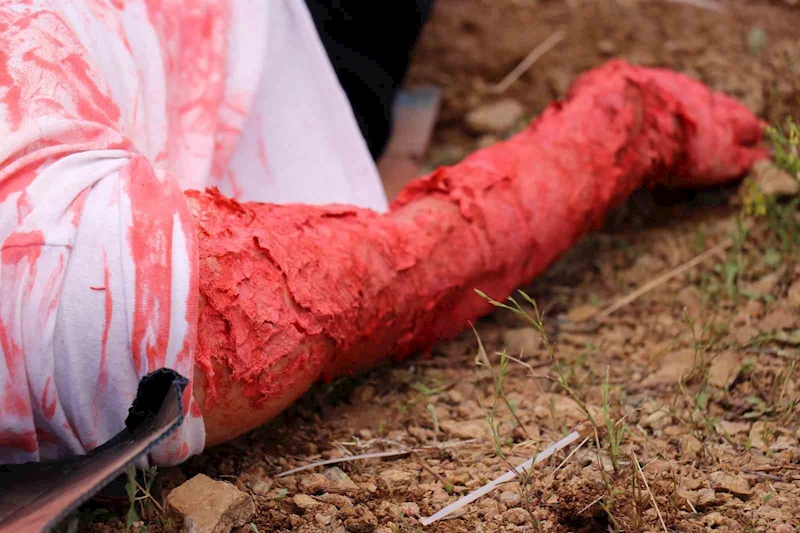 Gümüşhane’de düşen uçaktan yolcu kurtarma tatbikatı
