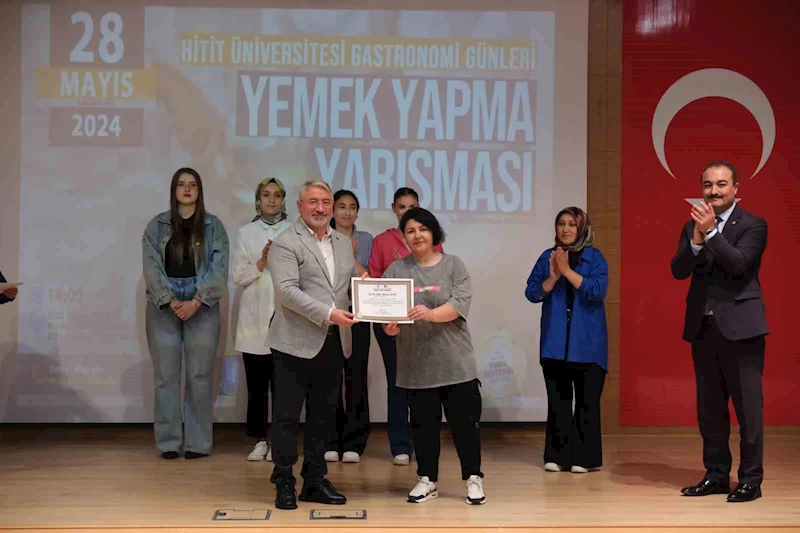 Masterchef’i aratmayan yarışma, üniversite öğrencileri yemek yarışmasında hünerlerini sergiledi

