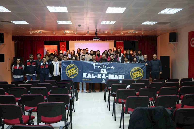 Kastamonu’da üniversite öğrencilerine ve akademisyenlere jandarma eğitim verdi
