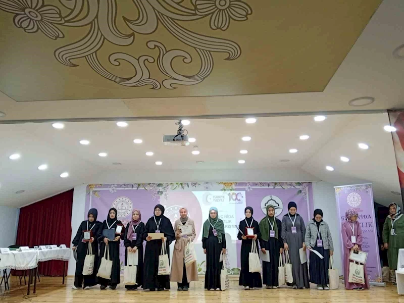 Kastamonu’da genç hafızlar, Kur’an-ı Kerim’i güzel okumak için yarıştı
